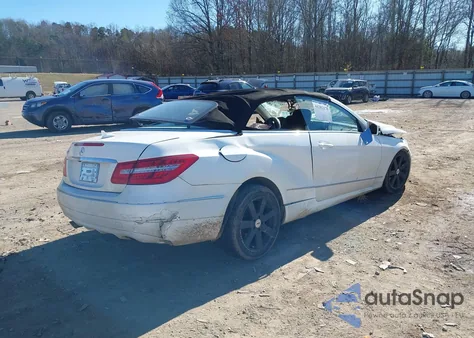 2013 Mercedes-Benz E 350 из США, поврежденный, VIN WDDKK5KF3DF215219